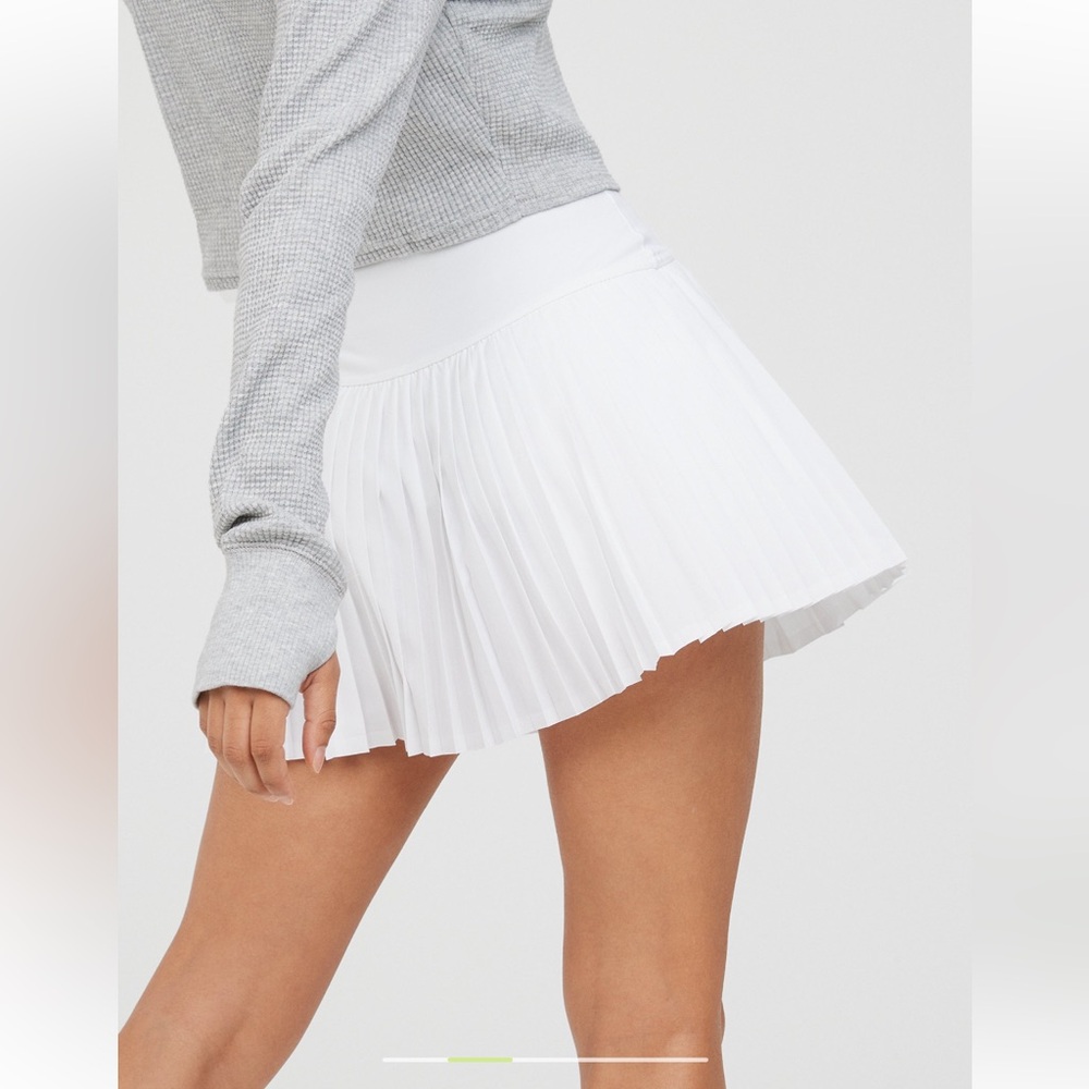 OFFLINE By Aerie All Aces Tennis Skort - Picture 2 of 6